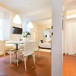 Casa Claudette In Center Town With Terrace