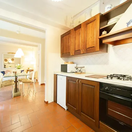 Casa Claudette In Center Town With Terrace * Lucca
