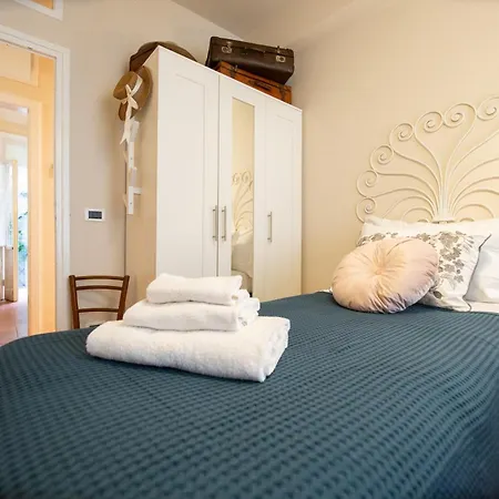 Appartamento Casa Claudette In Center Town With Terrace Lucca