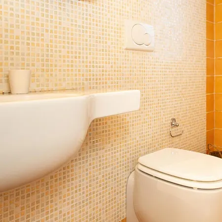 Appartamento Casa Claudette In Center Town With Terrace Lucca