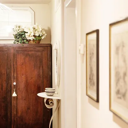 Casa Claudette In Center Town With Terrace Appartamento Lucca