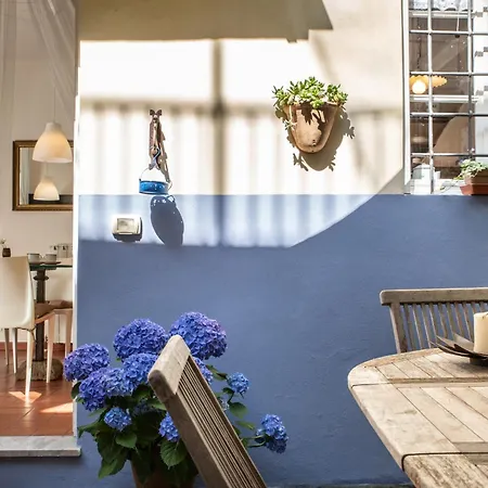Casa Claudette In Center Town With Terrace