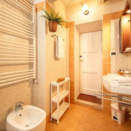 Appartamento Casa Claudette In Center Town With Terrace *